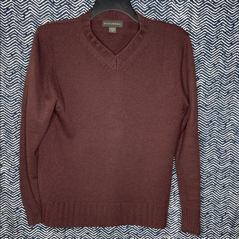 Banana Republic Maroon Wool V-Neck Sweater